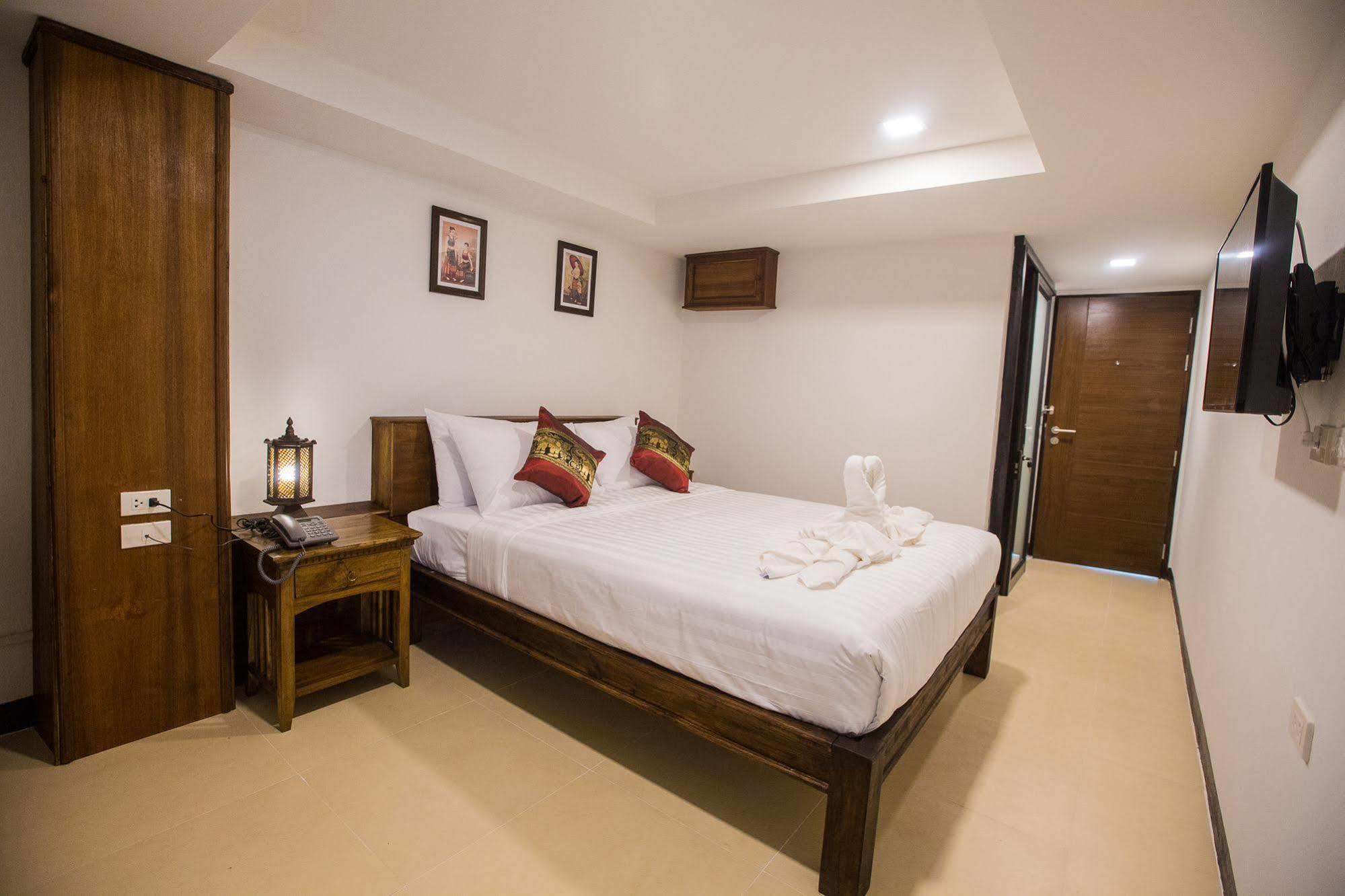 C Hotel Boutique And Comfort Chiang Mai Exterior foto